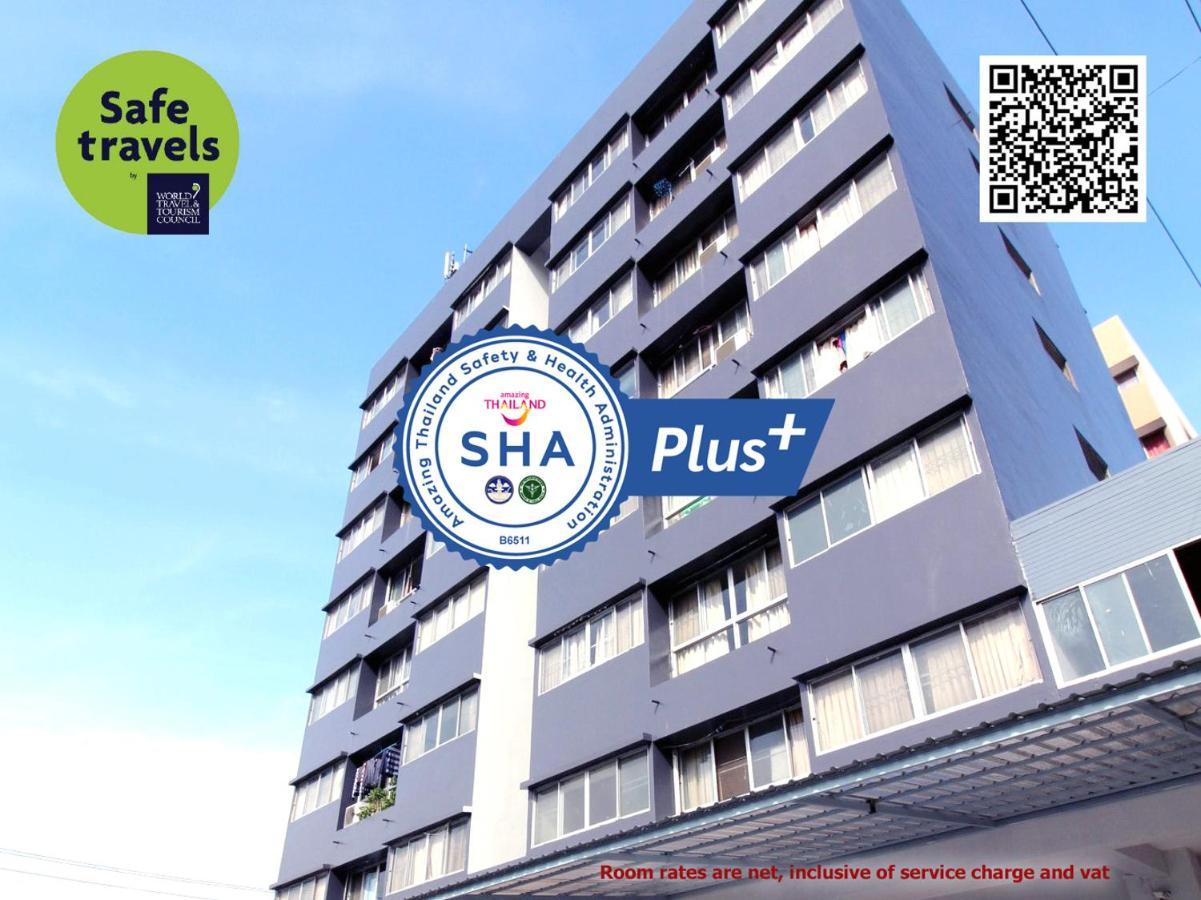 Lee Place Phatthanakan Condo Bangkok Exteriör bild